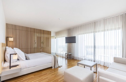 Barracao Hotel | Algarve Race Resort Hotel
