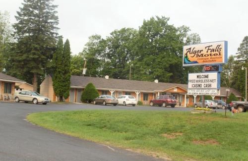 Wetmore Hotel | Alger Falls Motel