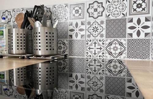 Dobree-Bon Port Apartment | Alger Lodge