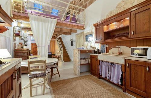 Alghero City Centre Apartment | Alghero Old Town Gem - Amethyst