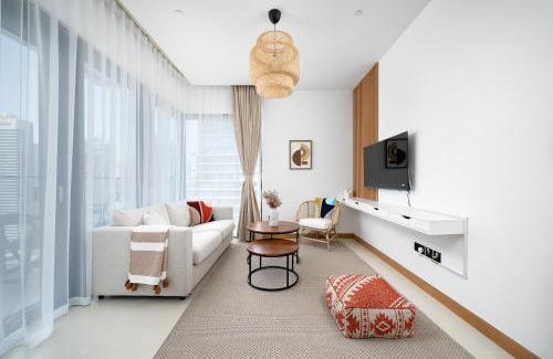 Dubai Marina Apartment | ALH Vacay 2303- Alluring 1 Bedroom in Vida Marina