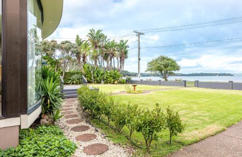 Blackpool House | Alhambra - Stay Waiheke