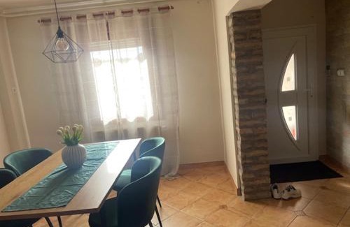Kalocsa Bed & Breakfast | Alice Vendégház