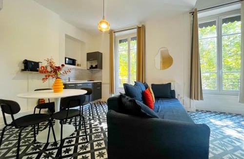 Vaise Apartment | Alicia - appartement 6 personnes - check in h24 - wifi