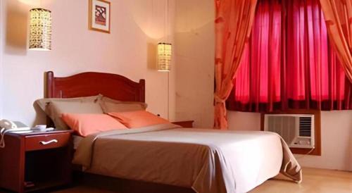 Legazpi Hotel | Alicia Hotel & Restaurant