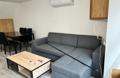 Civray House | Alida