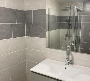 Civray House | Alida