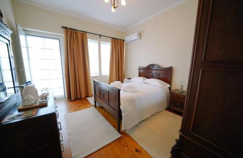Alijo House | Alijo 4BDR Park- Fam & Friends
