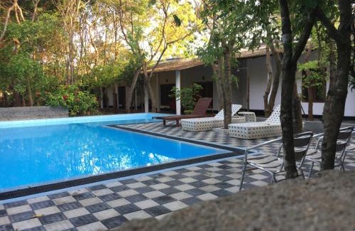 Inamaluwa Hotel | AliKele Hotel & Resort