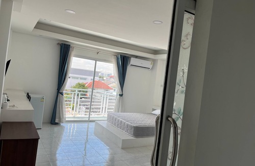 Don Muang Hotel | Alisara Apartments