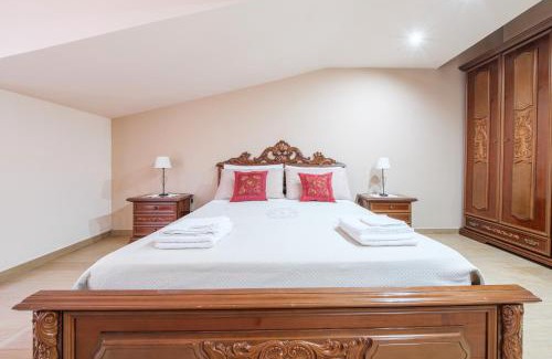Francavilla di Sicilia Apartment | Alkantara Holiday Home