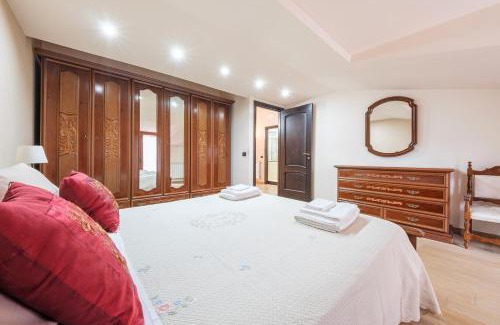 Francavilla di Sicilia Apartment | Alkantara Holiday Home