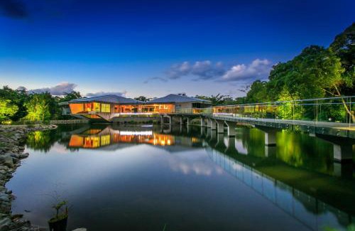 Cape Tribulation Apartment | Alkira Daintree Rainforest Luxury Holiday Home with Private Beach