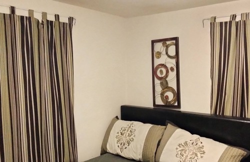 Kettering Cottage | All Brick Cottage- Quiet, Comfortable Close to UD , Downtown & WPAFB