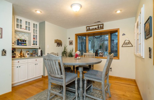 Massanutten House | All Decked Out at Massanutten -HOT TUB, GAME ROOM, GREAT OUTDOOR SPACES TO RELAX