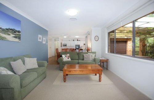 Hawks Nest House | All Decked Out