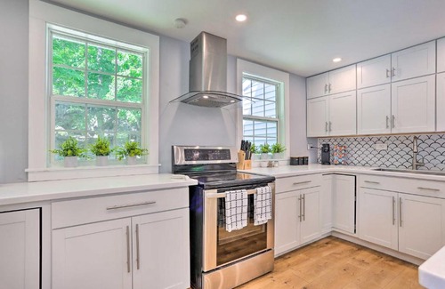 Bushkill House | All-Encompassing Cobalt Cottage with Game Room!