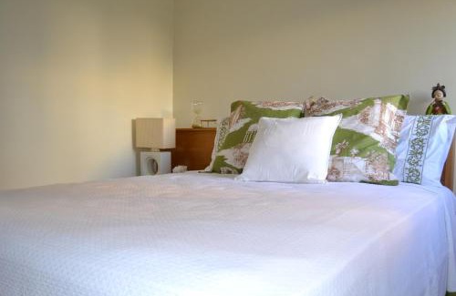Lumiar Apartment | All in One City Flat - Pool, parking & nomad