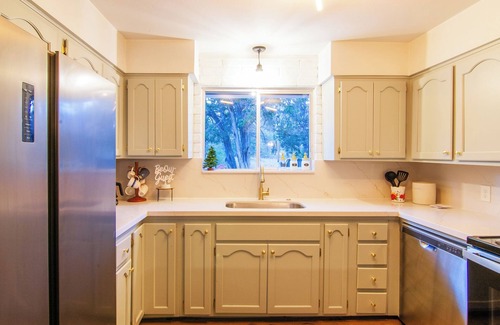 Overgaard Cabin | ✭ All New Cabin! ✭ Hot Tub ✭ Awesome Game Room! ✭
