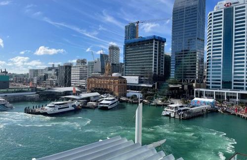 Auckland Central Business District Apartment | All New Penthouse on Princes Wharf! The Soul of Auckland! Free Parking!
