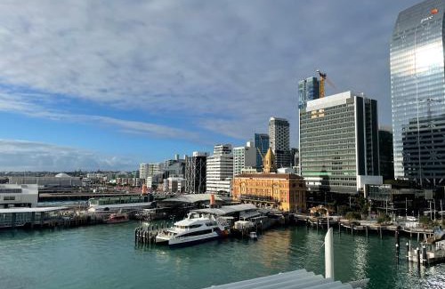 Auckland Central Business District Apartment | All New Penthouse on Princes Wharf! The Soul of Auckland! Free Parking!