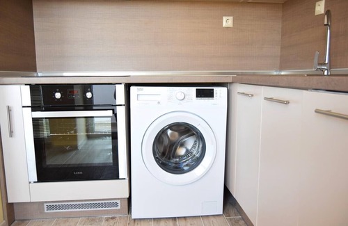 Varna City Centre Apartment | All new, spacious + great view