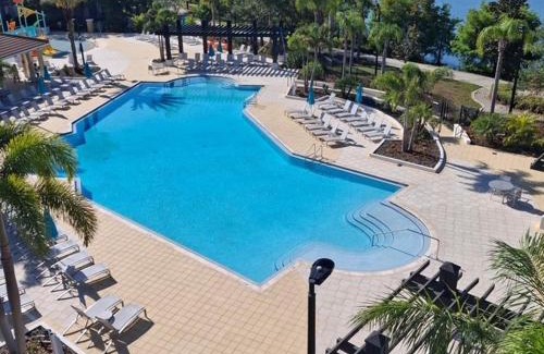 Florida Central Atlantic Coast House | All New! Vista Cay Lakeview Lodge Condo-Huge! Near Parks-OCCC