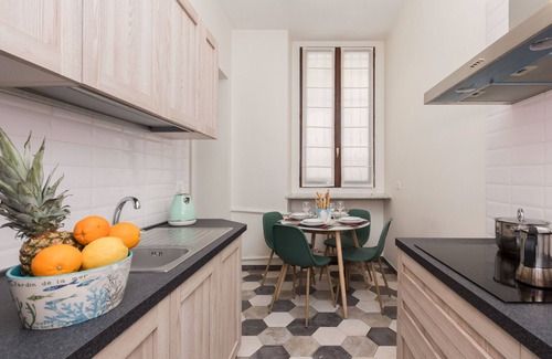 Historic Centre Apartment | All'Ombra del Grattacielo by Wonderful Italy