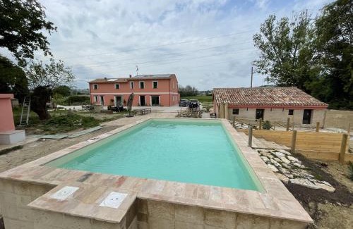Fano Villa | All'ombra della quercia