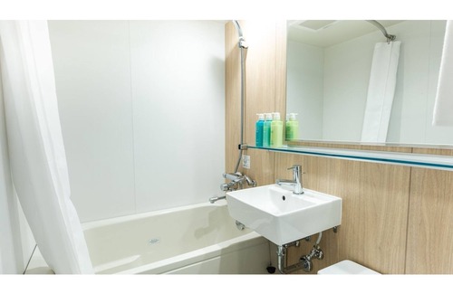 Chuo Hotel | All rooms are nonsmoking Twin with bathtub | /Chuo-ku Tokyo