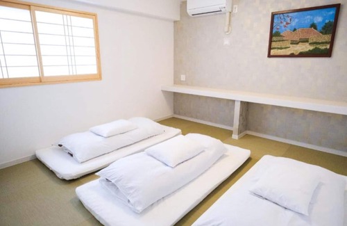 Awase Apartment | All rooms have ocean views and are very popular wi /Okinawa Okinawa