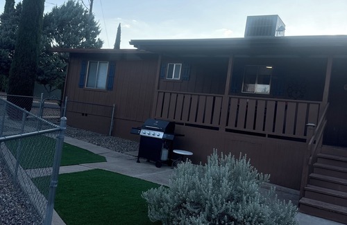 Cottonwood House | All season vacation home!
