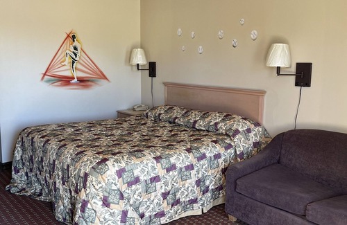 Bunkie Hotel | All Star Inn