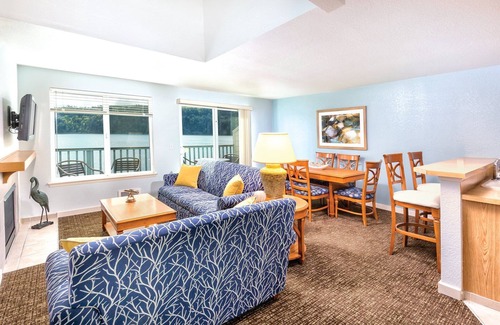 Adelma Beach Resort | All the comforts of home!