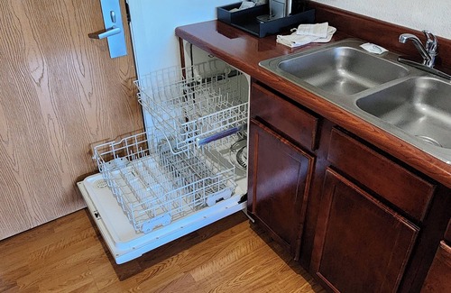 St. Robert Apartment | All Towne Suites