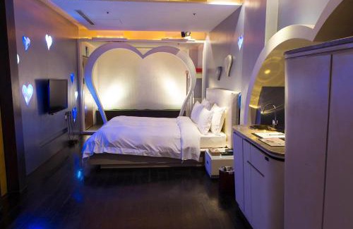 Lingya District Hotel | All-Ur Boutique Motel - KaoHsiung Branch