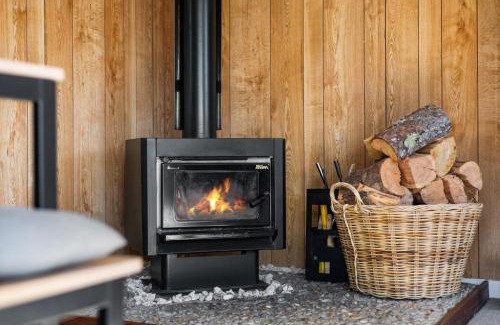 National Park Village House | All Year Round Adventure Base - National Park