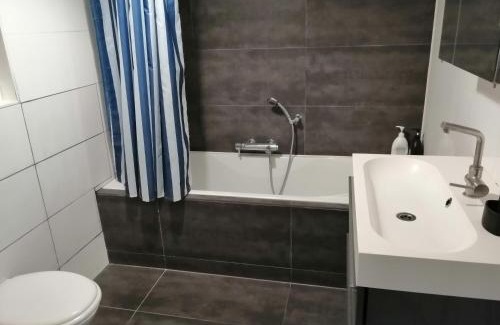Amsterdam East Bed & Breakfast | All you need, a comfy place