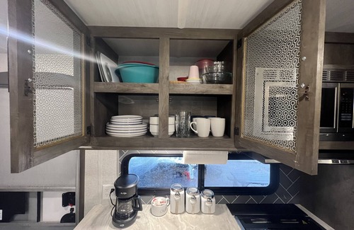 Valliant House | All You Need RV Dream Suite