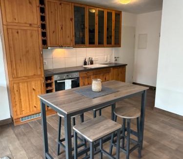 Ockershausen Apartment | Allee 17