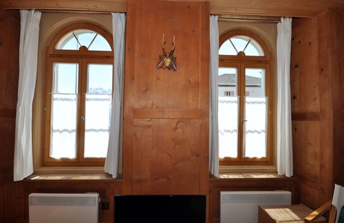 Engadin Scoul Apartment | Allegra and welcome to the Chasa Schucany
