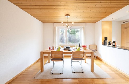 Engadin Scoul Apartment | Allegra und Herzlich Willkommen in der Hellen 3