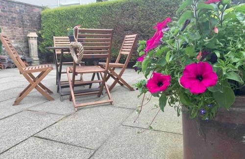 Stirling Apartment | Allerton - Victorian Character Home in Stirling