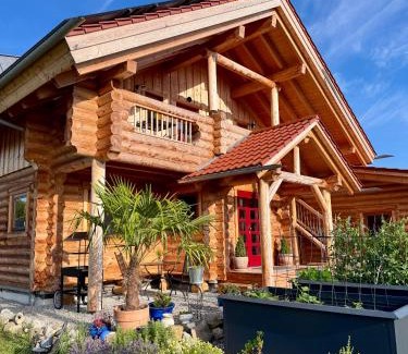Rueckholz Apartment | "Allgäu-Herzl" Alpenchalet für Zwei