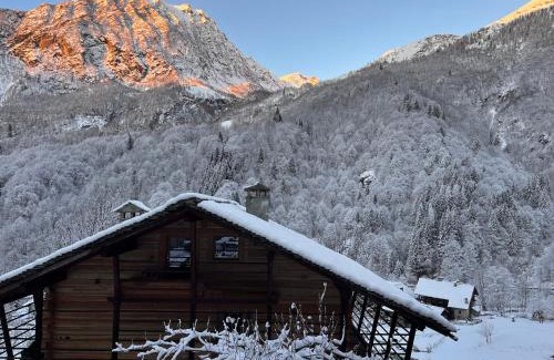 Alagna Valsesia Apartment | Alloggio in antica frazione Walser