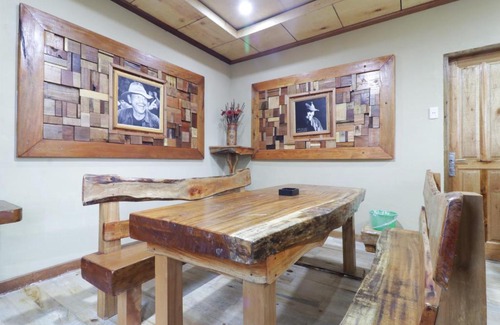 Berastagi House | Alloyna Country Cottage Brastagi