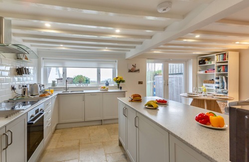 Llanfair House | Alltwen - Two Bedroom House, Sleeps 4