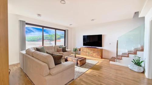Sao Martinho Villa | Allure Alannas Villa by LovelyStay