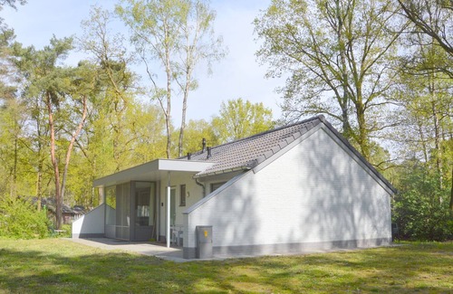 Stramproy House | Alluring Holiday Home in Limburg near Forest