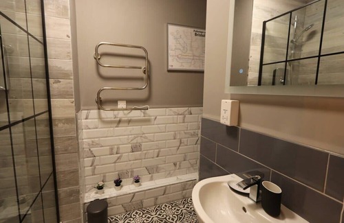 Cotham Apartment | Alma Studios - The Safe Room - Hopewell